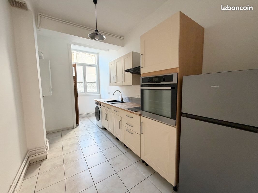 Appartement à louer, 49m², La Madeleine