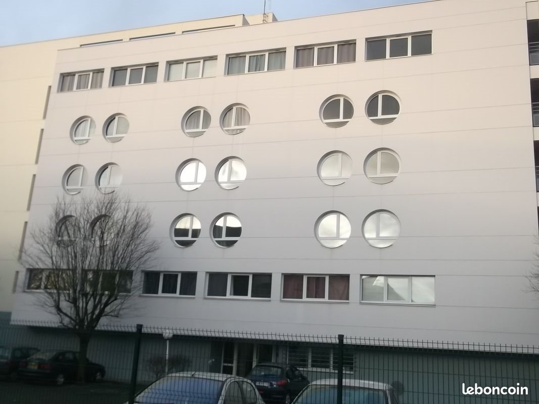 Appartement à louer, 19m², Pau