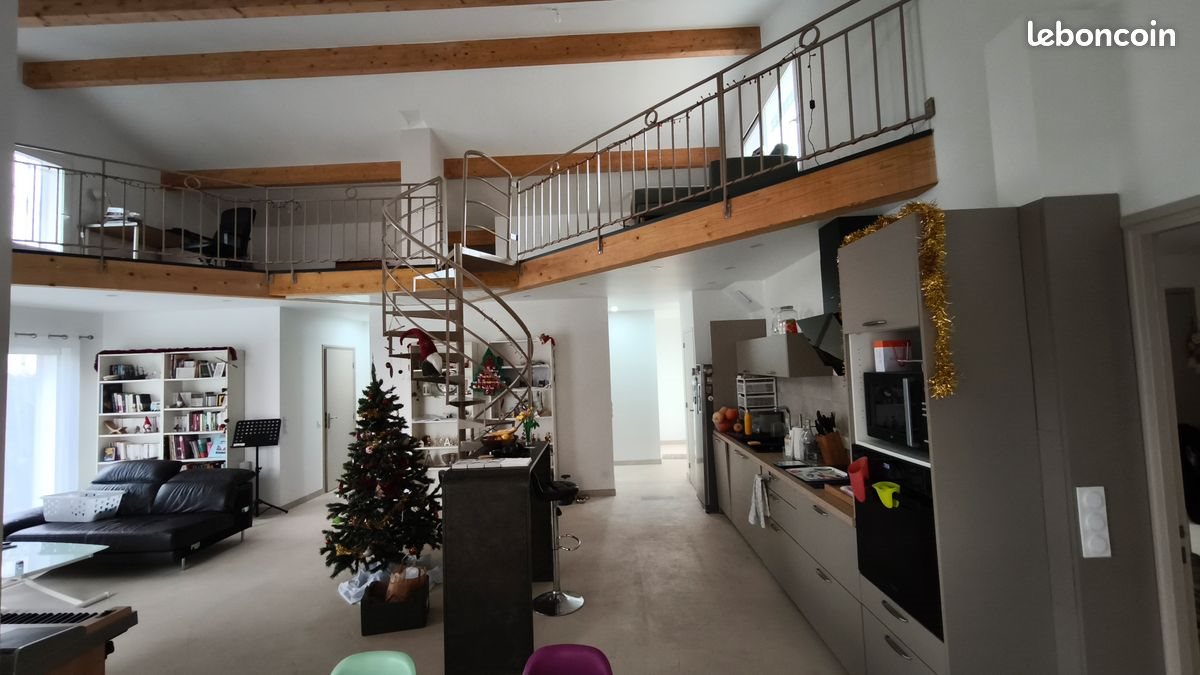 Maison à louer, 100m², Calvisson