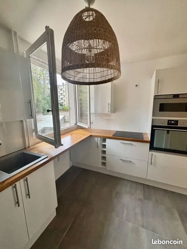 Appartement à louer, 45m², Versailles