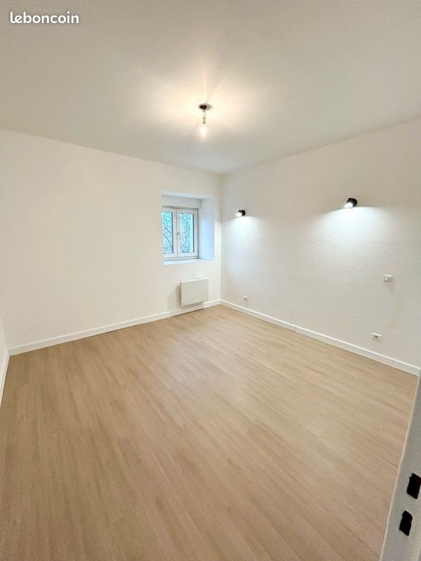 Appartement à louer, 76m², Saint-Germain-Laprade