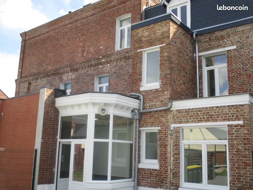 Appartement à louer, 65m², Neuville-Saint-Rémy
