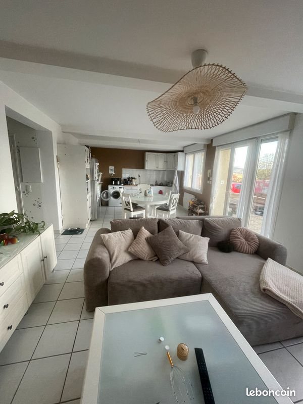 Appartement à louer, 80m², Saint-Martin-la-Plaine