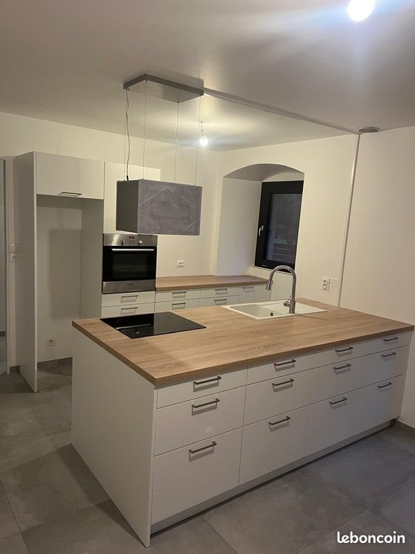 Appartement à louer, 120m², Publier