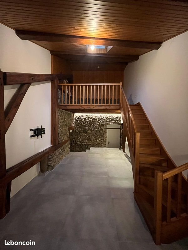 Appartement à louer, 120m², Publier