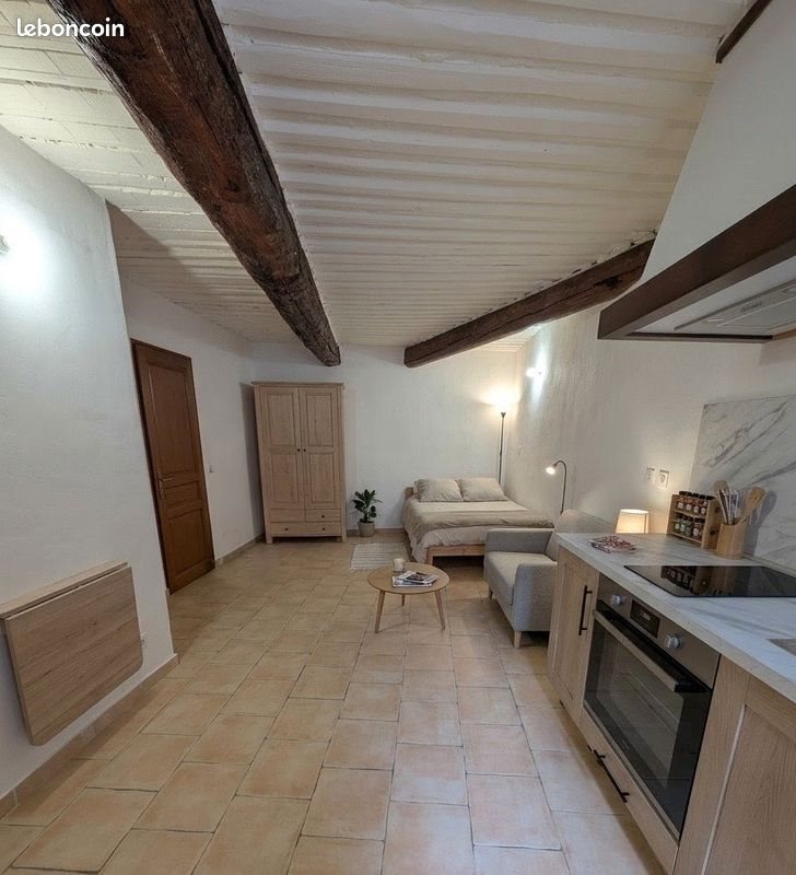 Appartement à louer, 23m², Saint-Saturnin-lès-Avignon