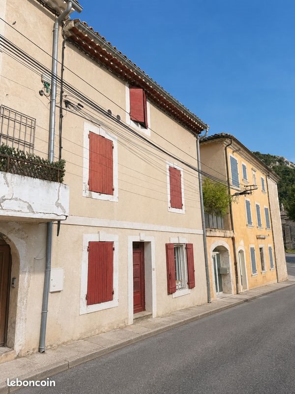 Appartement à louer, 38m², Robion