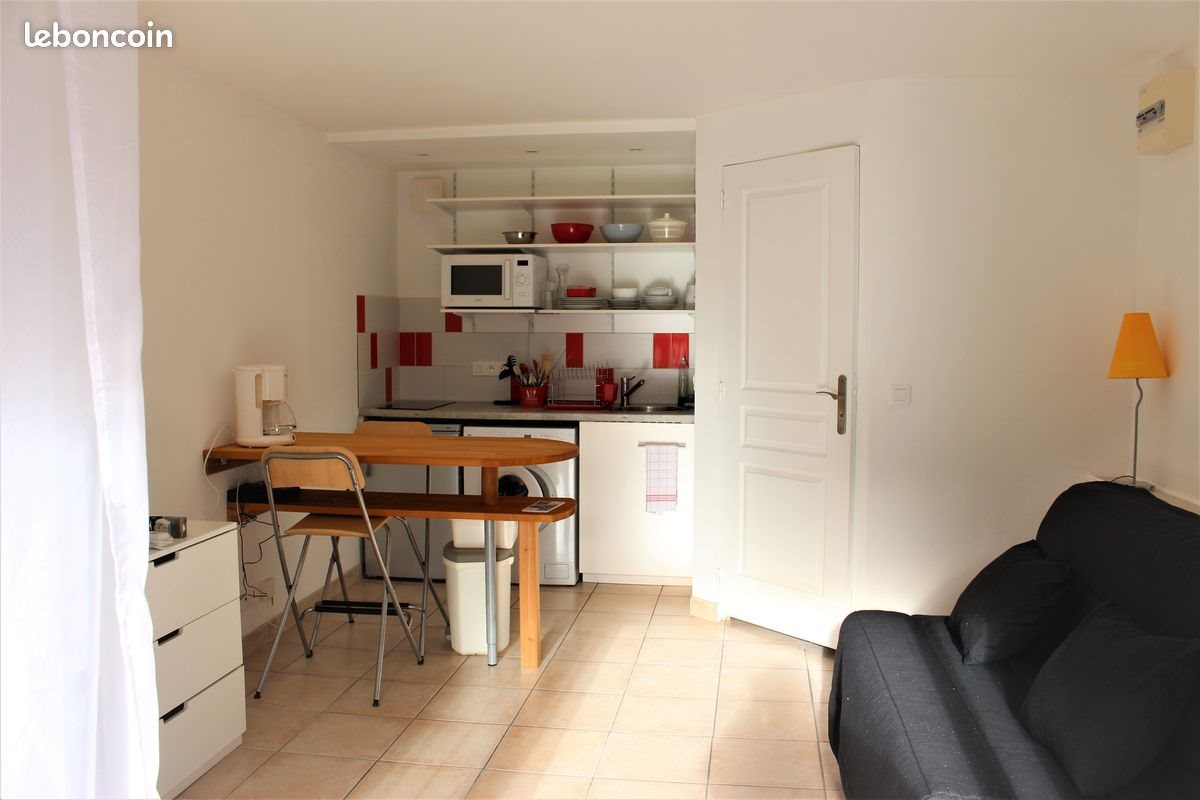 Appartement à louer, 16m², La Roquette-sur-Siagne
