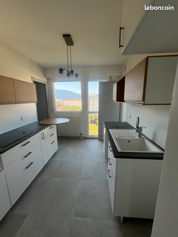 Appartement à louer, 57m², Chambéry
