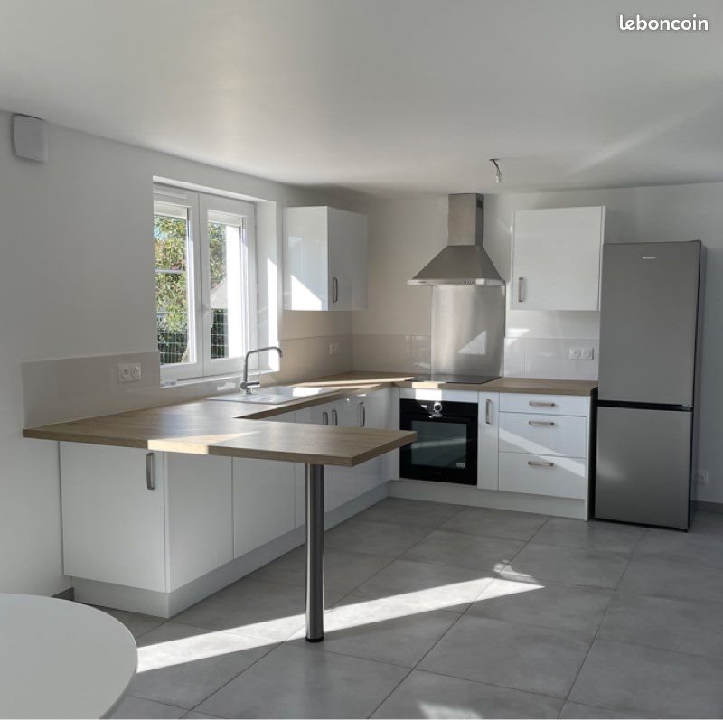 Appartement à louer, 66m², Paron