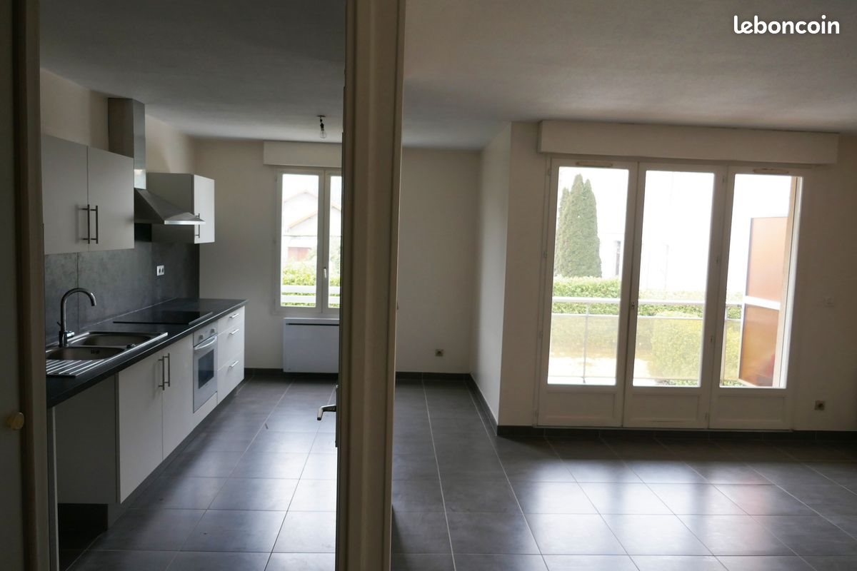 Appartement à louer, 57m², Gières