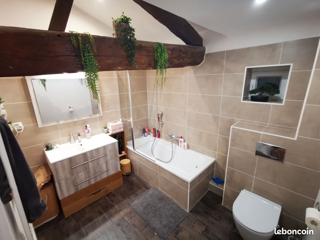 Maison à louer, 143m², Frolois