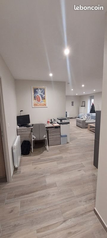 Appartement à louer, 89m², Sandrans