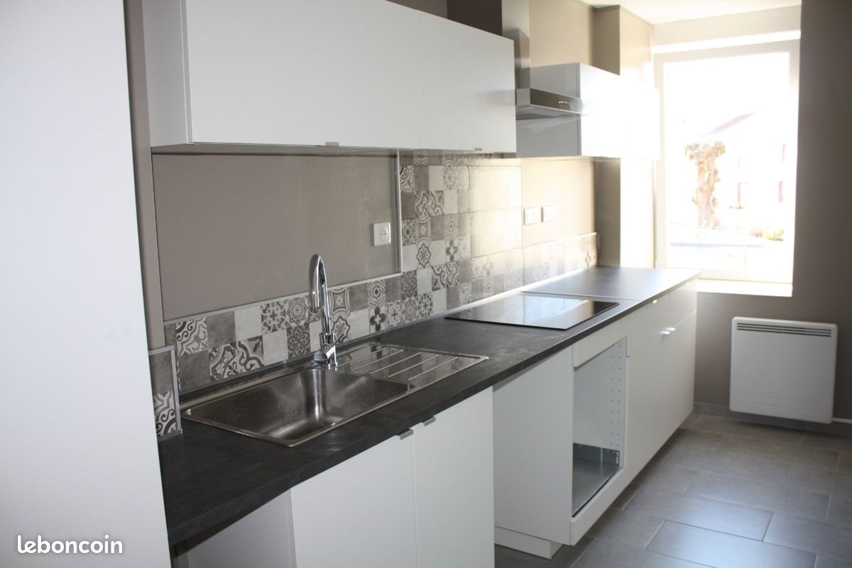 Appartement à louer, 70m², Lemud