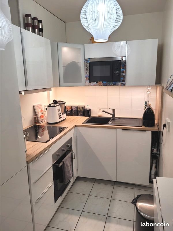 Appartement à louer, 43m², Courbevoie