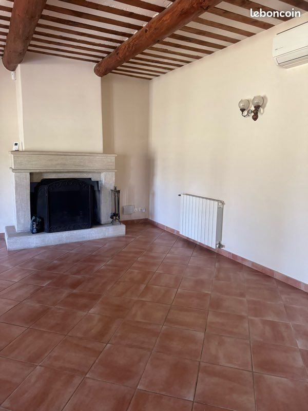 Maison à louer, 98m², Carpentras