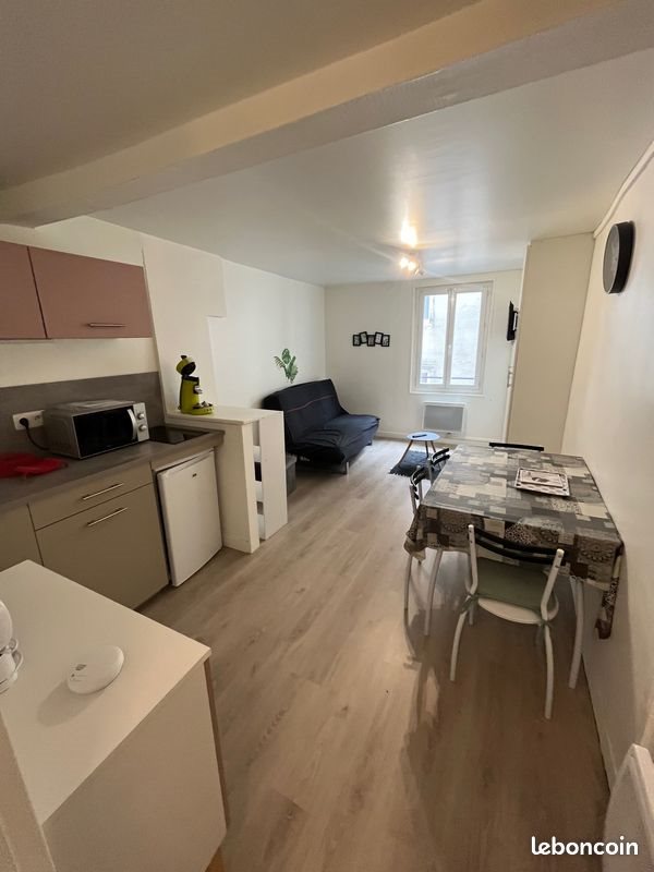 Appartement à louer, 20m², Aurillac