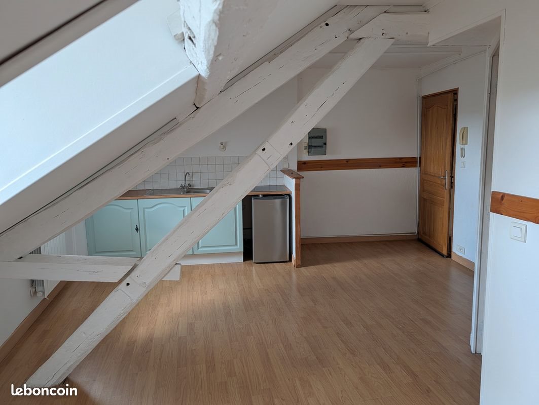 Appartement à louer, 25m², Laon