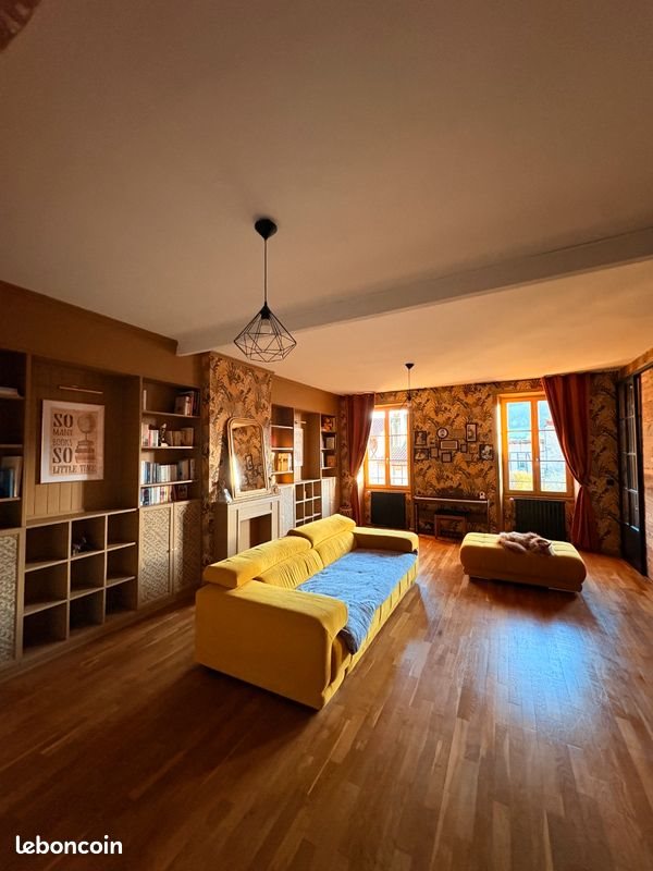 Maison à vendre, 205m², Figeac