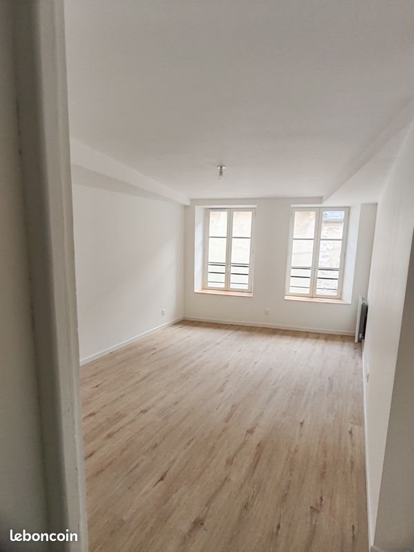 Appartement à louer, 23m², Laon