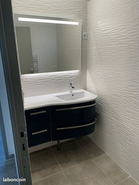 Maison à louer, 90m², Nîmes