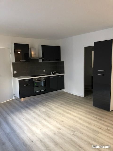 Appartement à louer, 64m², Paris 20ème