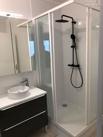 Appartement à louer, 64m², Paris 20ème