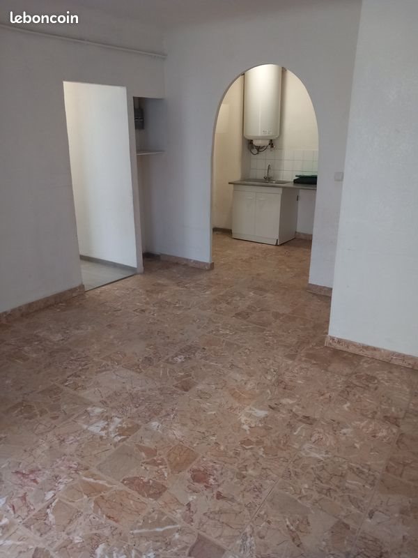 Appartement à louer, 50m², Bédarieux