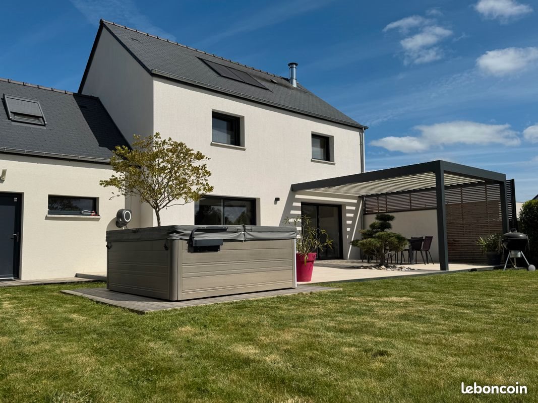 Maison à vendre, 133m², Noyal-Châtillon-sur-Seiche
