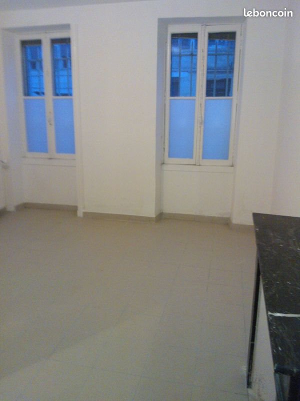 Appartement à louer, 56m², Rochefort