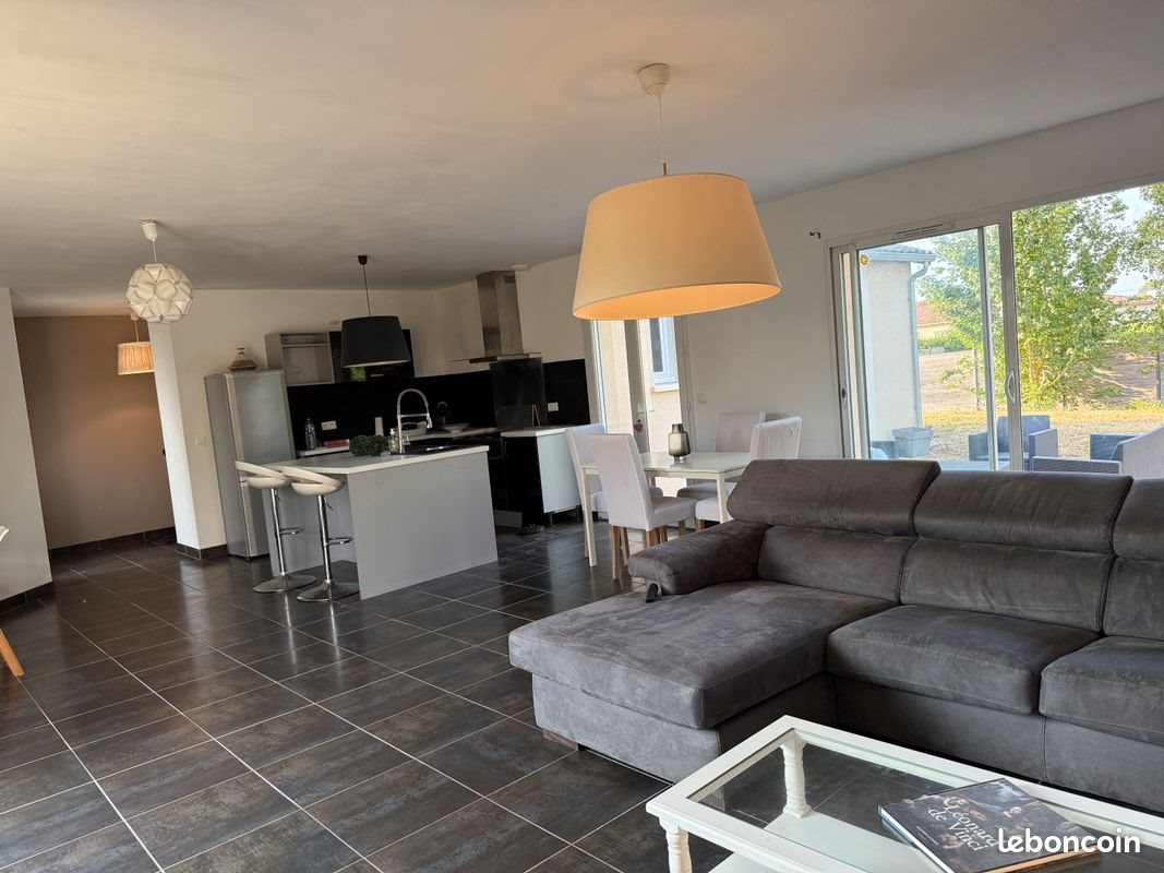 Maison à louer, 101m², Avanton