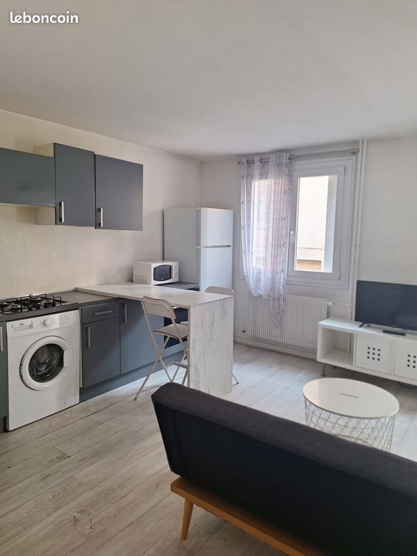 Appartement à louer, 31m², Saint-Etienne