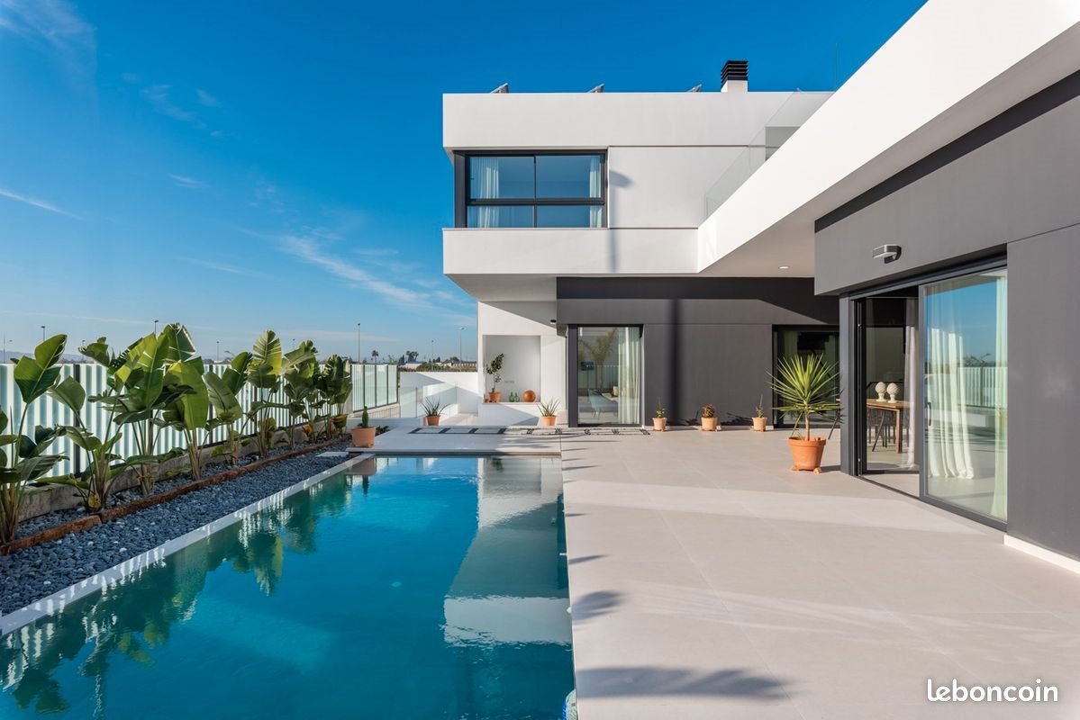 Maison à vendre, 597m², Saint-Laurent-de-la-Salanque