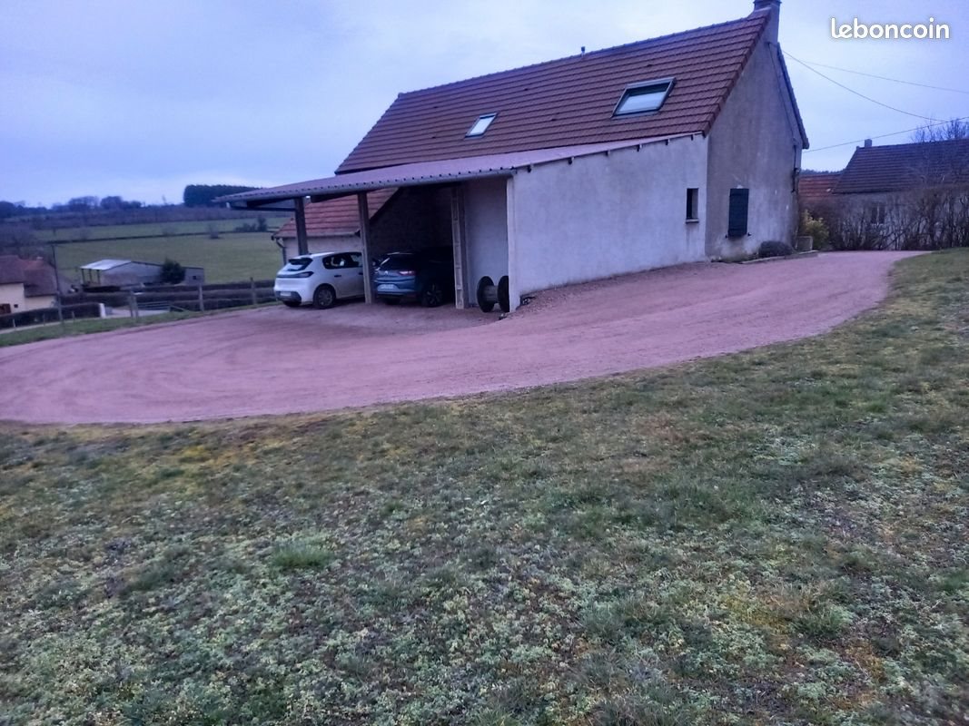 Maison à louer, 107m², Vendenesse-lès-Charolles