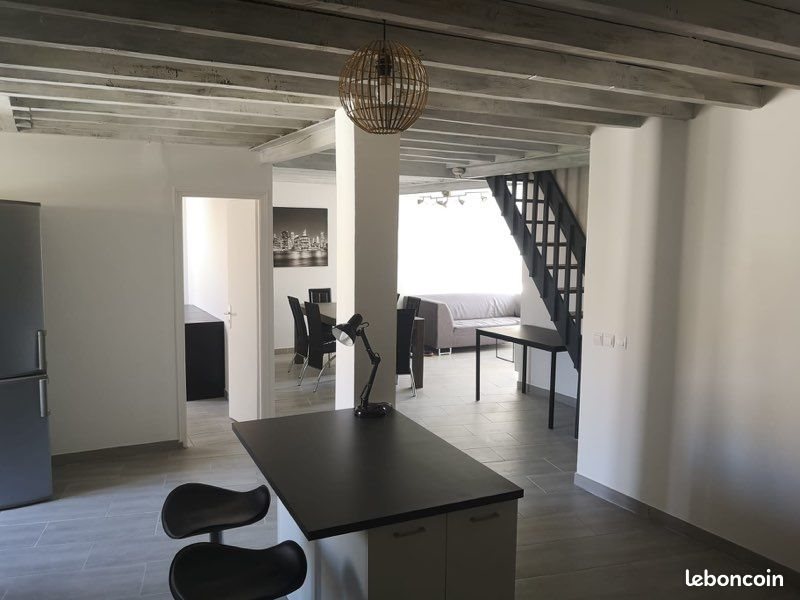 Appartement à louer, 77m², Châteaurenard