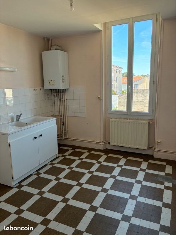 Appartement à louer, 80m², Valence
