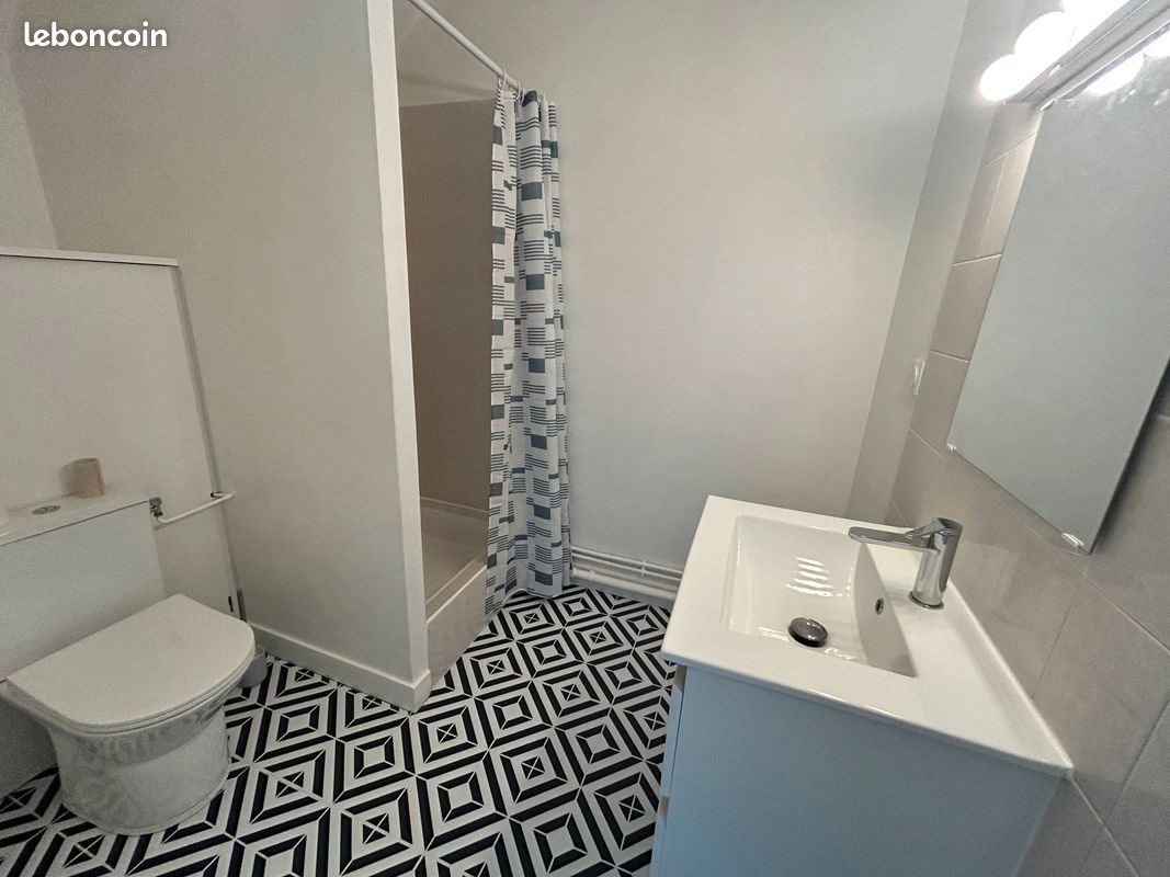 Appartement à louer, 27m², Tours
