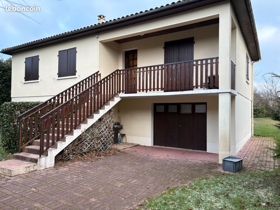 Maison à vendre, 105m², Chassenon