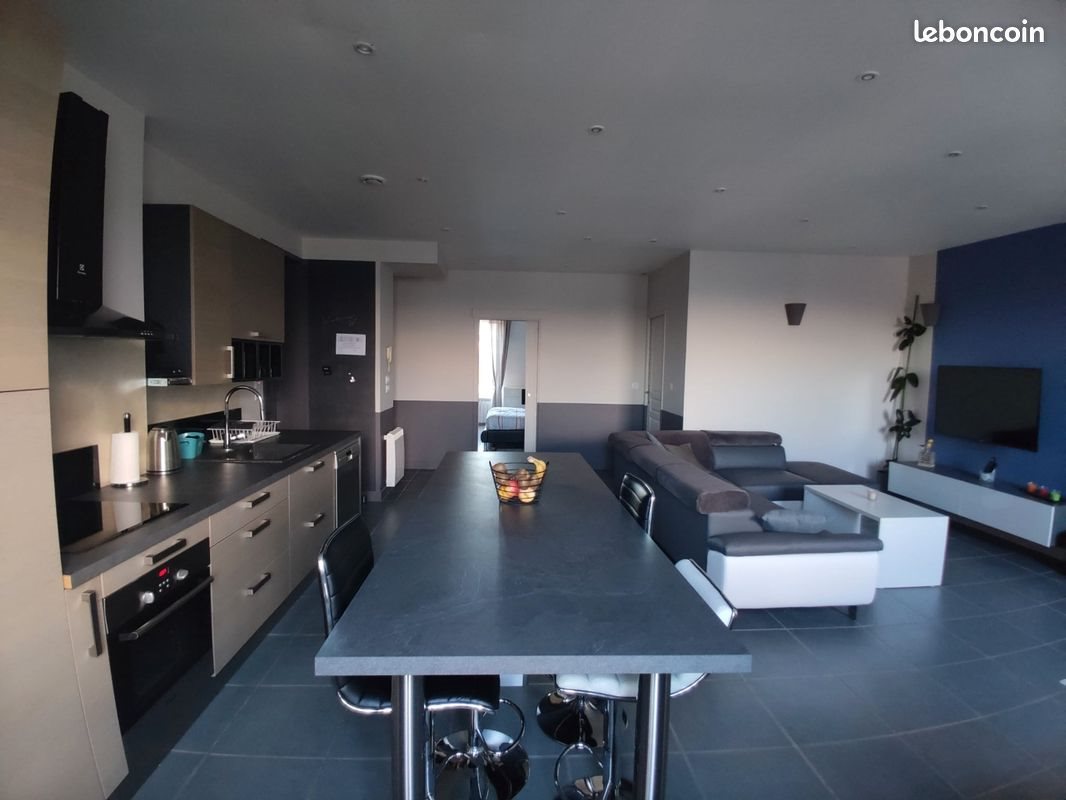 Appartement à louer, 85m², Saint-Etienne