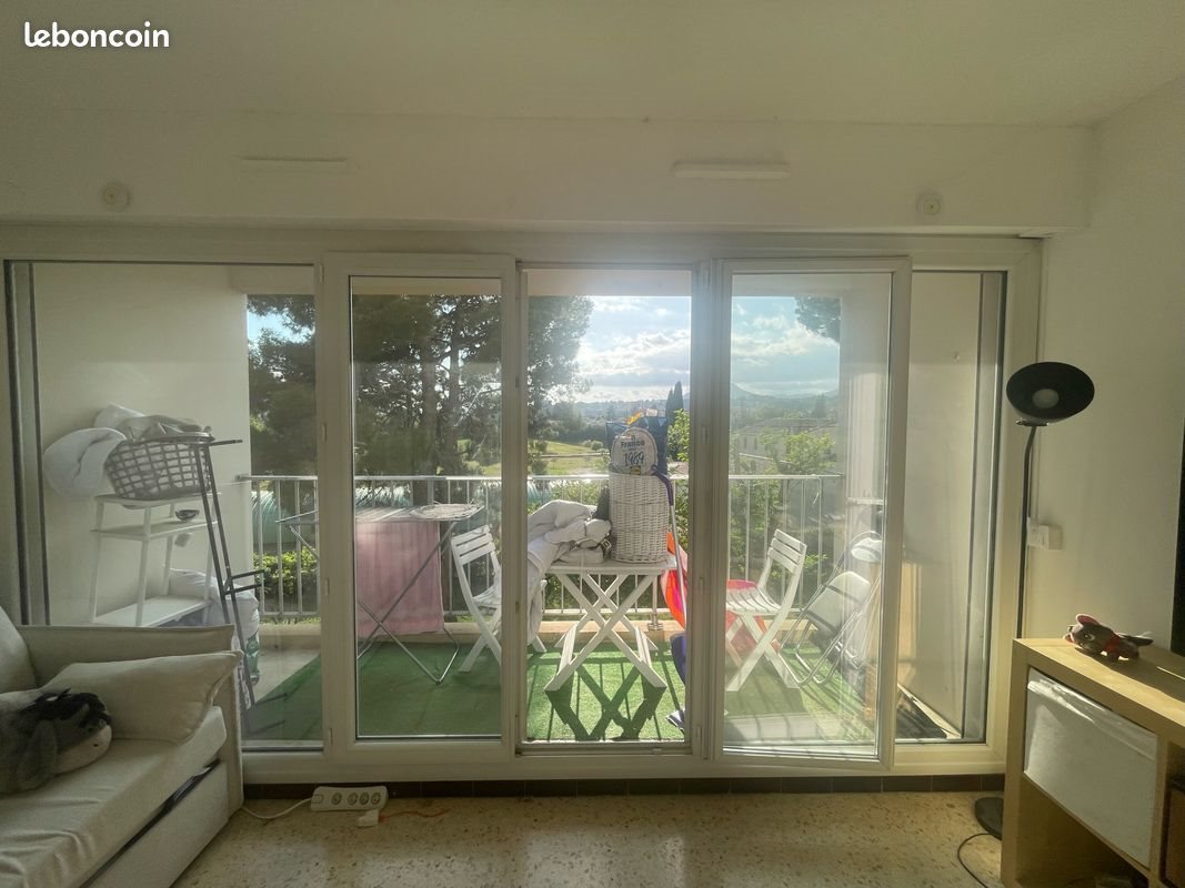 Appartement à louer, 28m², Aubagne