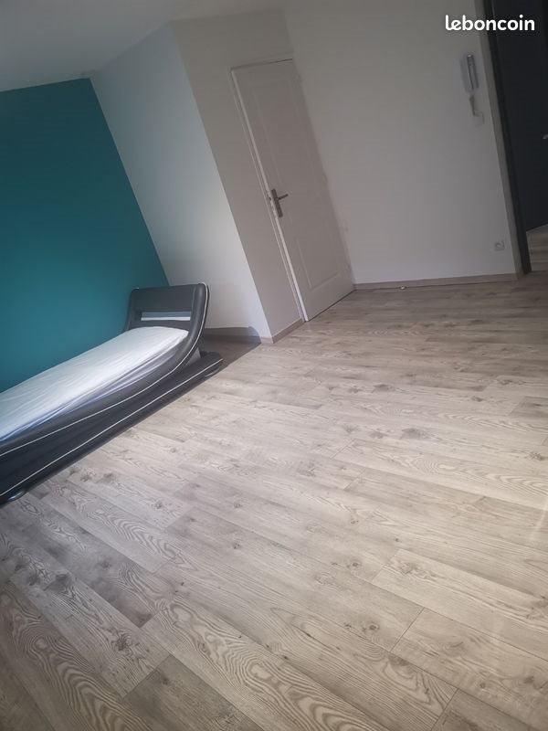 Appartement à louer, 27m², Noirétable