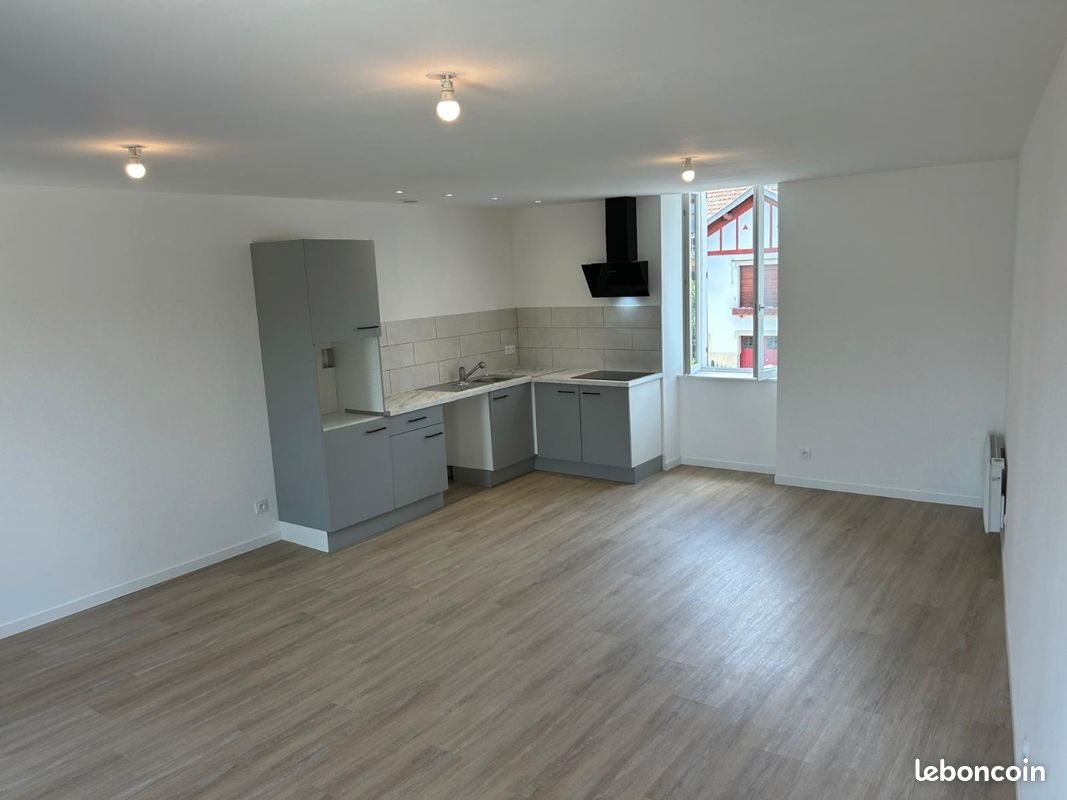 Appartement à louer, 110m², Saint-Gaudens