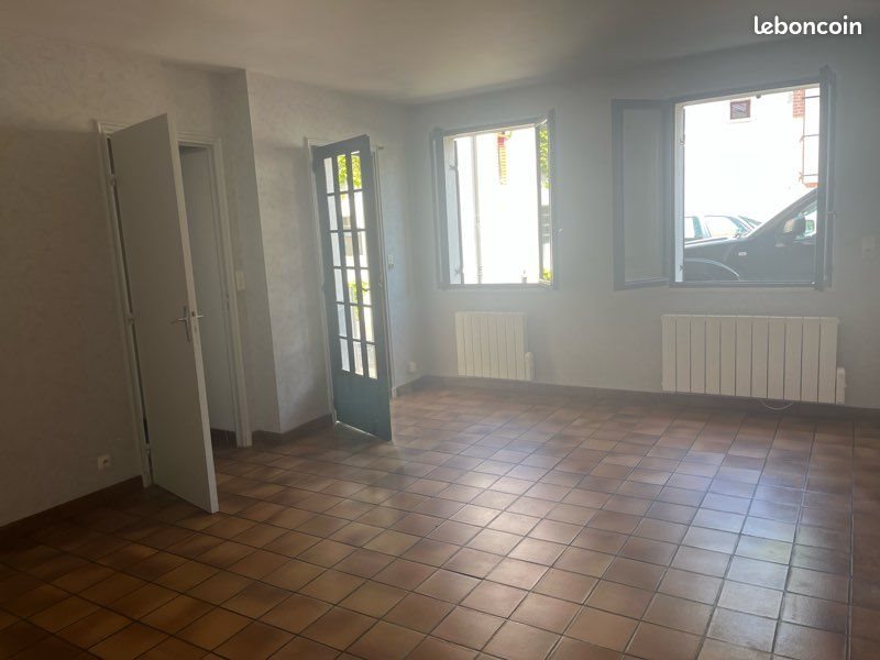 Maison à louer, 79m², Peschadoires