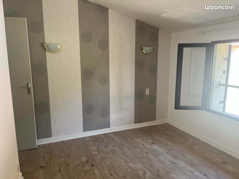 Maison à louer, 79m², Peschadoires