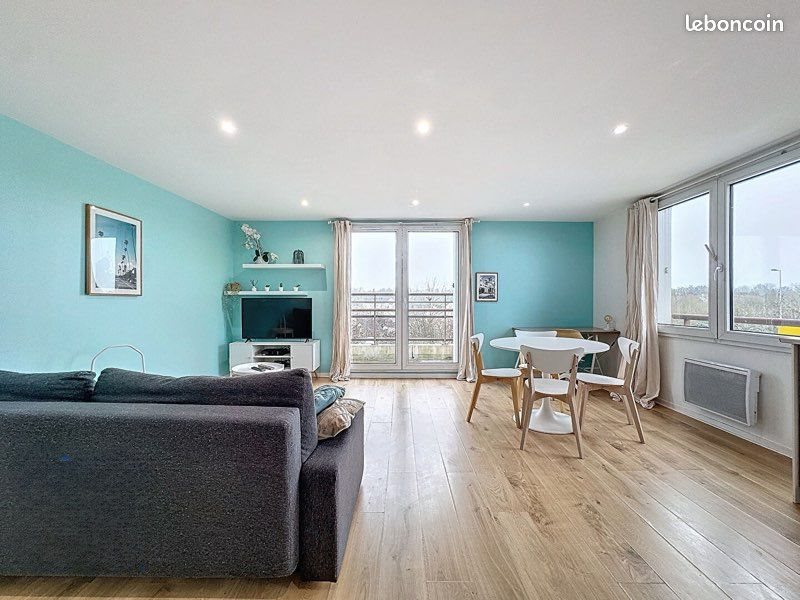 Appartement à louer, 48m², Evry