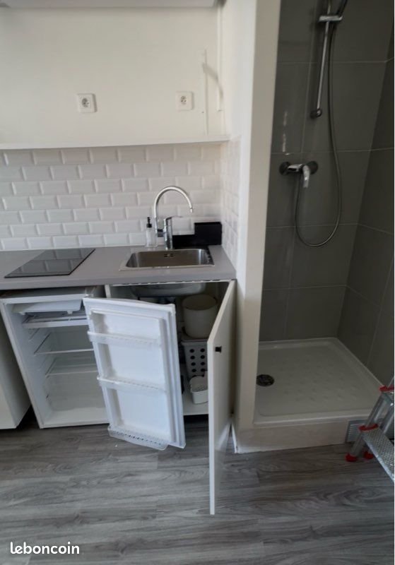 Appartement à louer, 16m², Paris 17ème