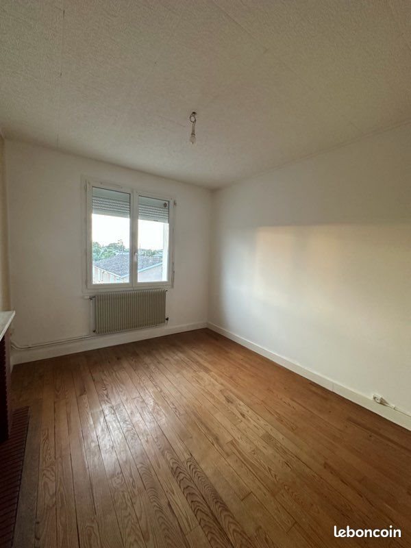 Appartement à louer, 80m², Sainte-Bazeille