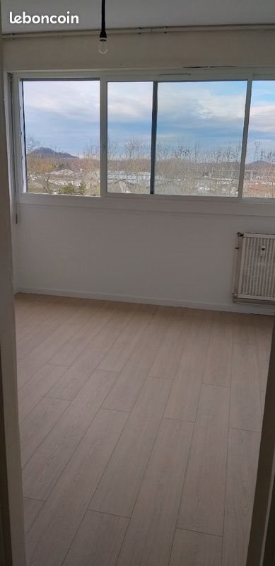 Appartement à louer, 16m², Saint-Saulve