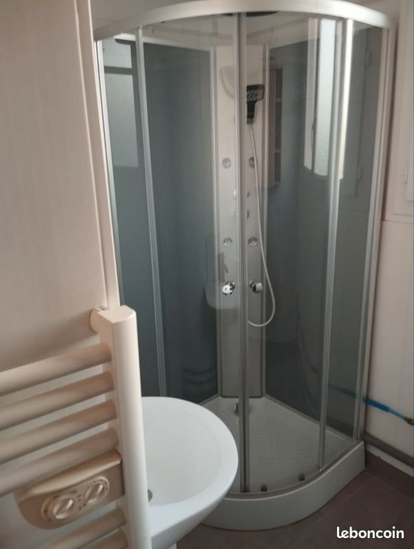 Appartement à louer, 65m², Uzès