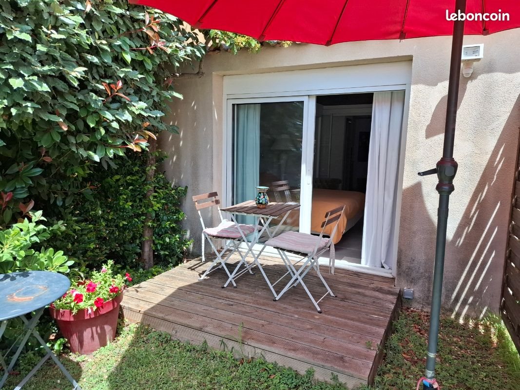 Appartement à louer, 28m², Vedène